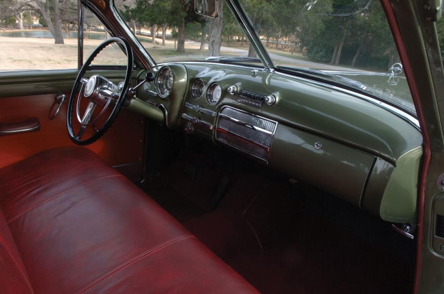  Buick Super Estate Wagon 1949 года  (фото 11 из 21)